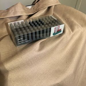 NWT poppin grip grass